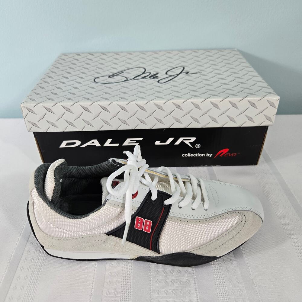 NASCAR Dale Earnhardt Jr #88 JR Nation Women's Driving Shoes Size 7.5W - NWOT